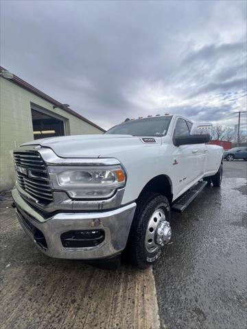 2024 RAM 3500 Laramie Crew Cab 4x4 8 Box