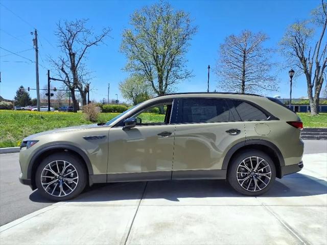 2025 Mazda CX-70 Premium Package