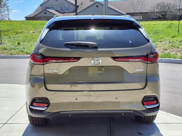 2025 Mazda CX-70 Premium Package