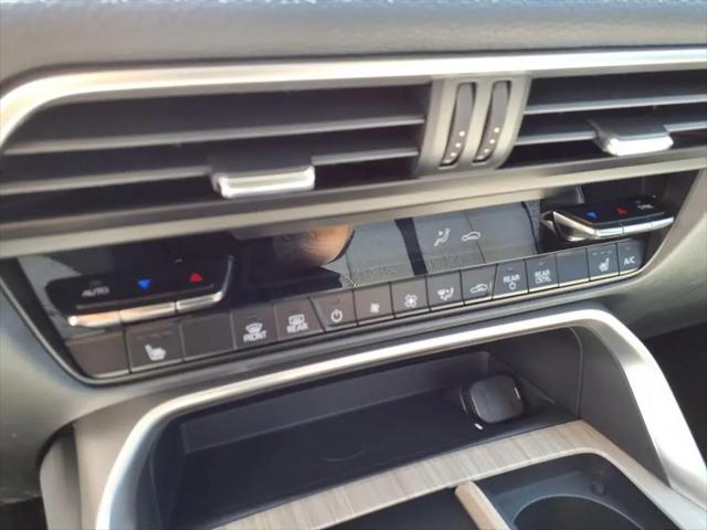 2025 Mazda CX-70 Premium Package