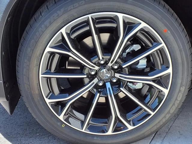 2025 Mazda CX-70 Premium Package
