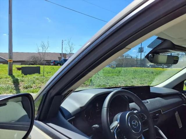 2025 Mazda CX-70 Premium Package