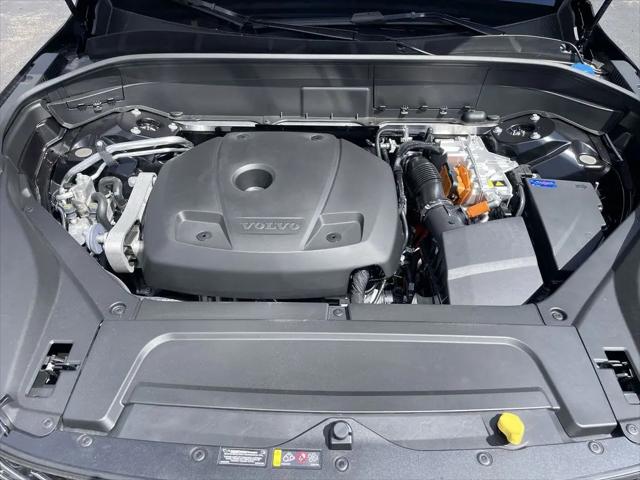 2026 Volvo XC90 Plug-In Hybrid Ultra, T8 AWD, Electric/Gasoline, Bright, 7 Seats