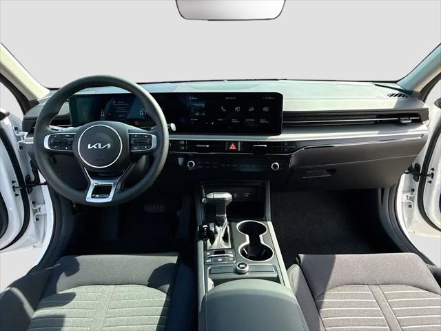 2026 Kia K5 LXS FWD