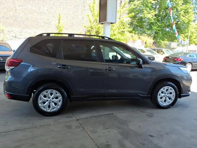 2023 Subaru Forester Base