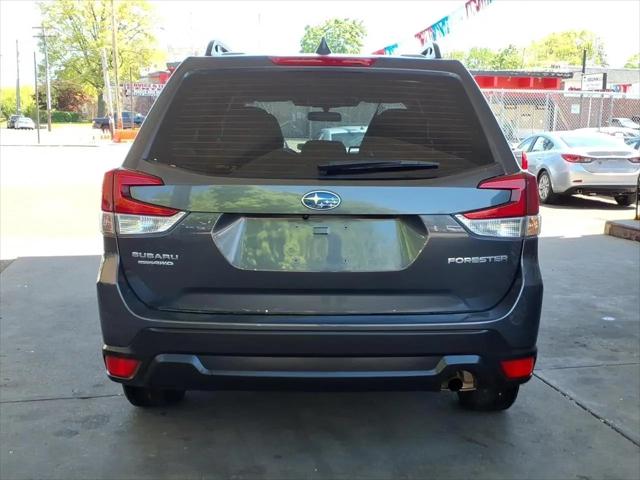 2023 Subaru Forester Base