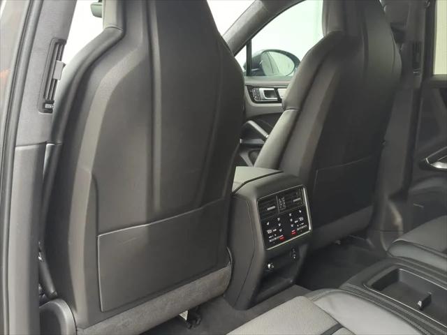2023 Porsche Cayenne Turbo