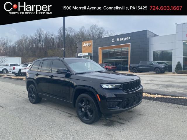 2023 Jeep Grand Cherokee Altitude 4x4 2023 Jeep Grand Cherokee Altitude 4x4