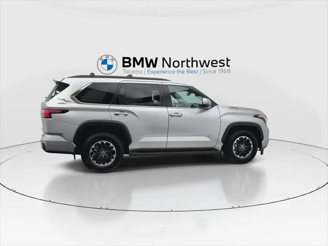 2024 Toyota Sequoia SR5