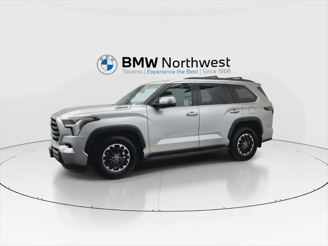 2024 Toyota Sequoia SR5