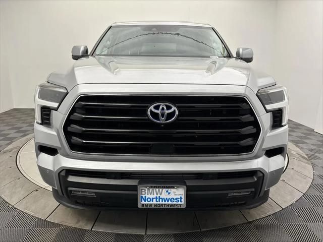2024 Toyota Sequoia SR5
