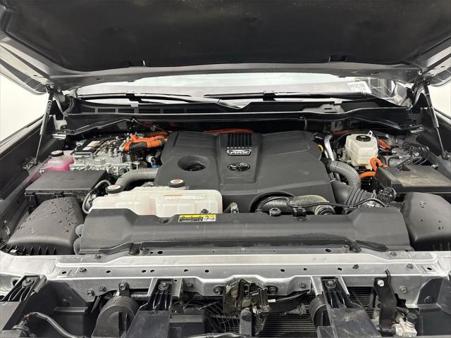 2024 Toyota Sequoia SR5