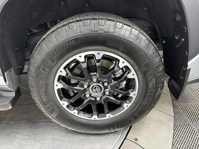 2024 Toyota Sequoia SR5