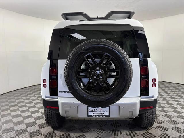 2024 Land Rover Defender 110 P400 S