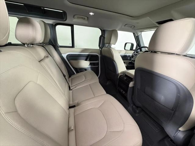 2024 Land Rover Defender 110 P400 S