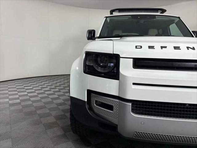 2024 Land Rover Defender 110 P400 S