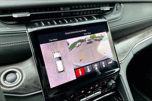 2023 Jeep Grand Cherokee L Limited 4x4