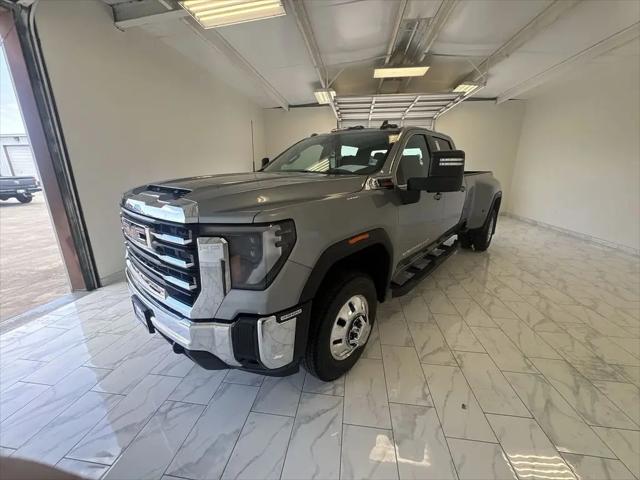 2026 GMC Sierra 3500HD Crew Cab, Long Bed, SLE Dual Rear Wheel, 4WD