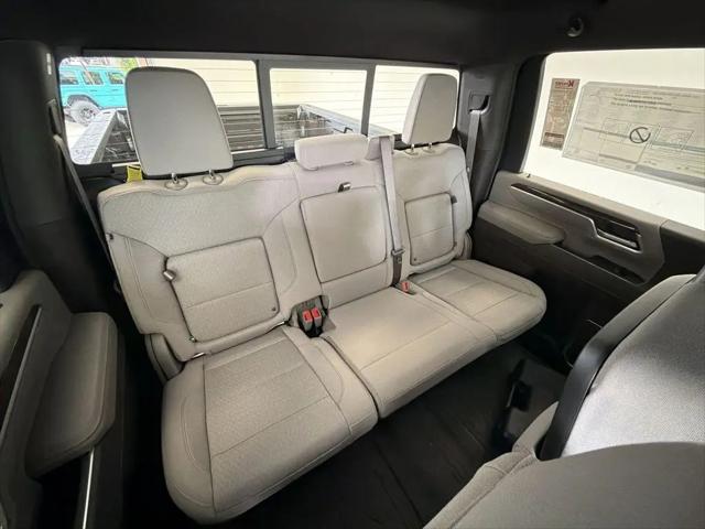2026 GMC Sierra 2500HD Crew Cab, Standard Bed, SLE, 4WD