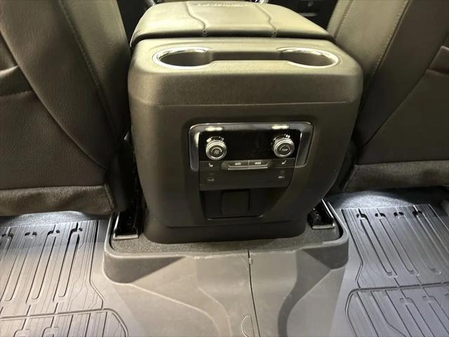 2026 GMC Yukon 4WD Denali