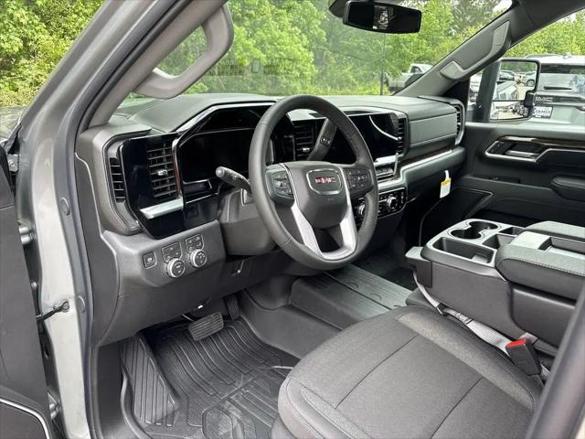 2026 GMC Sierra 2500HD Crew Cab, Standard Bed, SLE, 4WD