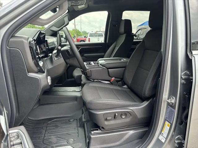 2026 GMC Sierra 2500HD Crew Cab, Standard Bed, SLE, 4WD