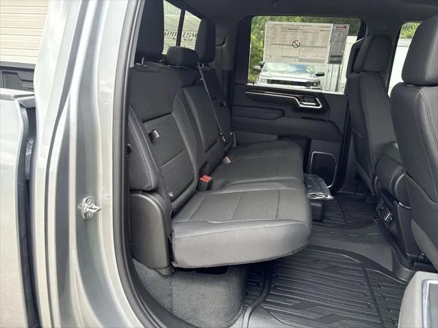 2026 GMC Sierra 2500HD Crew Cab, Standard Bed, SLE, 4WD
