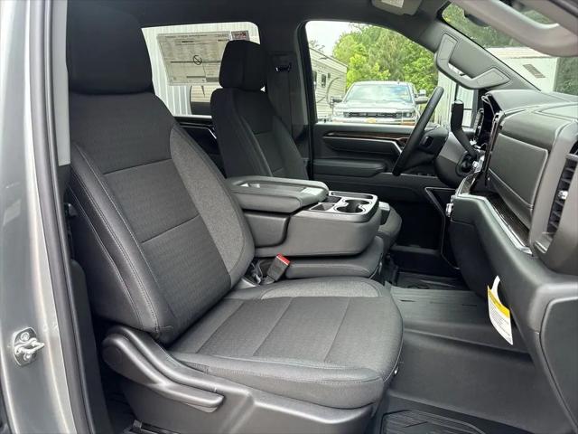 2026 GMC Sierra 2500HD Crew Cab, Standard Bed, SLE, 4WD