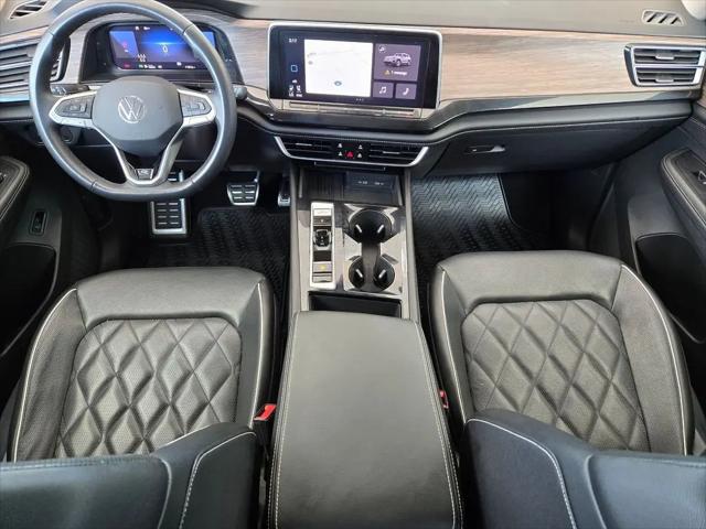 2025 Volkswagen Atlas 2.0T SEL Premium R-Line