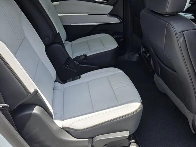 2026 Chevrolet Traverse FWD High Country