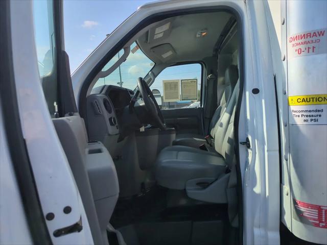 2024 Ford E-450 Cutaway Base