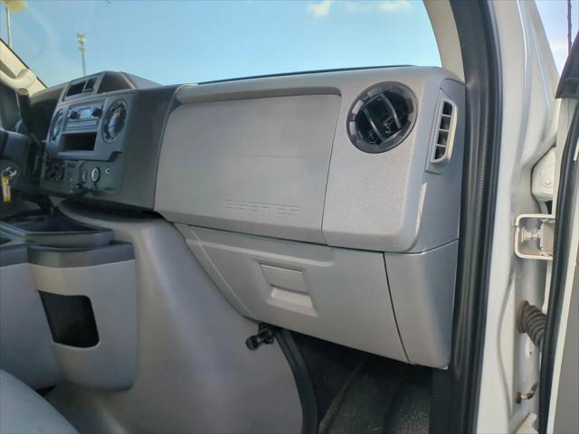 2024 Ford E-450 Cutaway Base