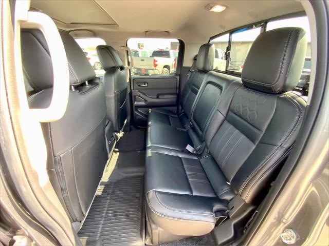 2024 Nissan Frontier Crew Cab SL 4x4