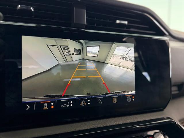 2025 GMC Sierra 2500HD 4WD Crew Cab Standard Bed AT4