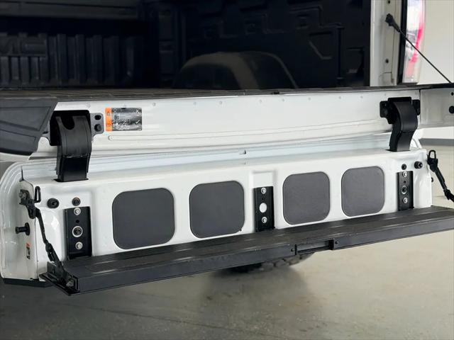 2025 GMC Sierra 2500HD 4WD Crew Cab Standard Bed AT4