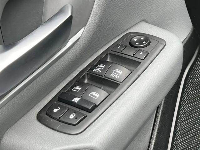 2021 Ram 1500 Big Horn Crew Cab 4x4 5'7" Box