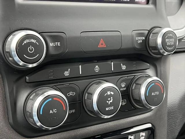2021 Ram 1500 Big Horn Crew Cab 4x4 5'7" Box