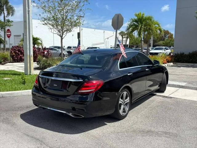 2018 Mercedes-Benz E-CLASS E 300 E 300