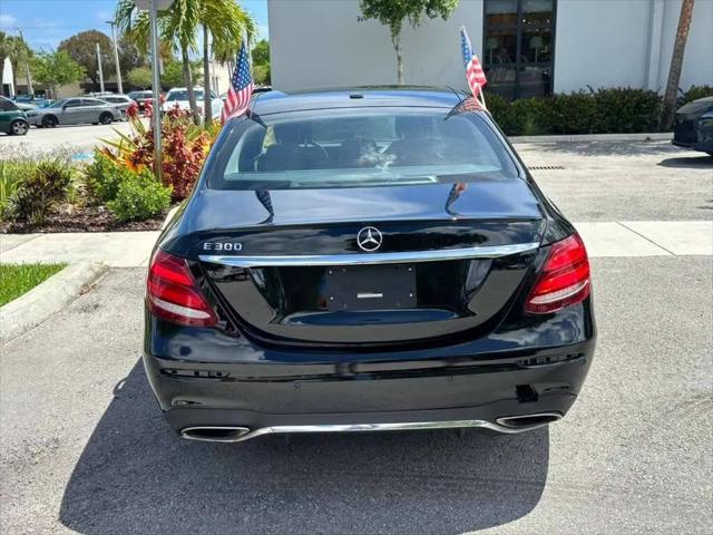 2018 Mercedes-Benz E-CLASS E 300 E 300