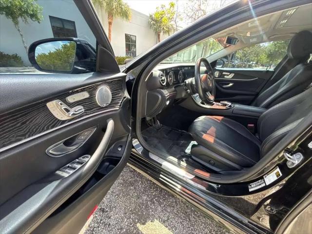 2018 Mercedes-Benz E-CLASS E 300 E 300