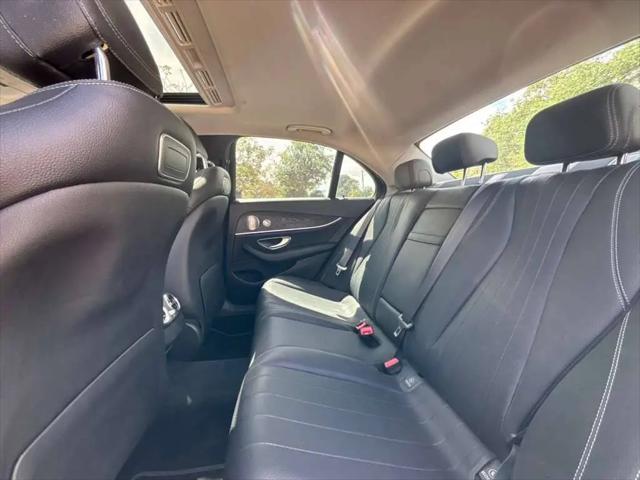 2018 Mercedes-Benz E-CLASS E 300 E 300