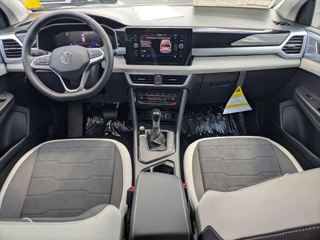 2026 Volkswagen Taos SE
