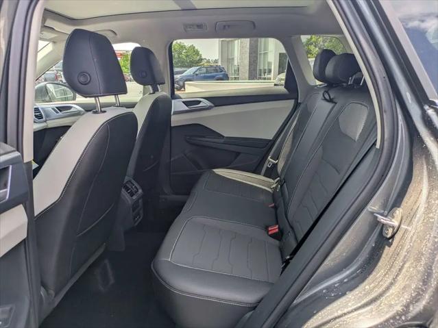 2026 Volkswagen Taos SE