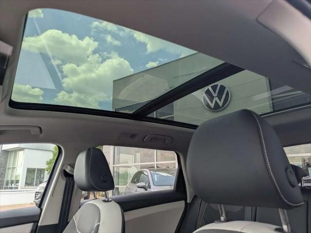 2026 Volkswagen Taos SE