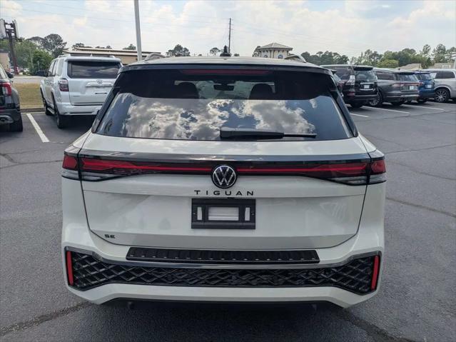 2026 Volkswagen Tiguan SE R-Line Black