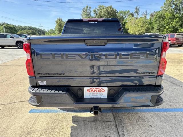 2023 Chevrolet Silverado 1500 4WD Crew Cab Short Bed Custom