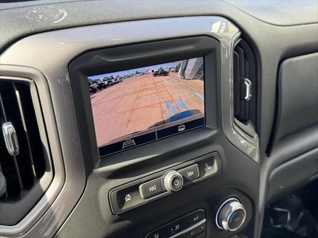 2023 Chevrolet Silverado 1500 4WD Crew Cab Short Bed Custom