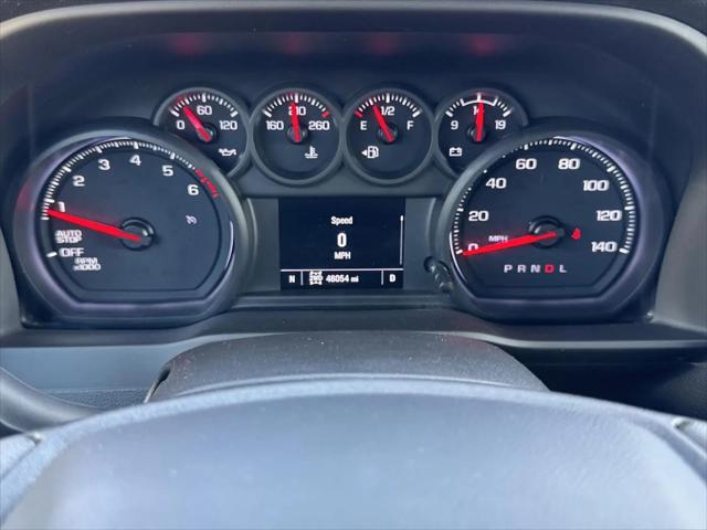 2023 Chevrolet Silverado 1500 4WD Crew Cab Short Bed Custom
