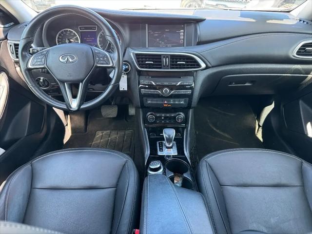 2019 INFINITI QX30 ESSENTIAL