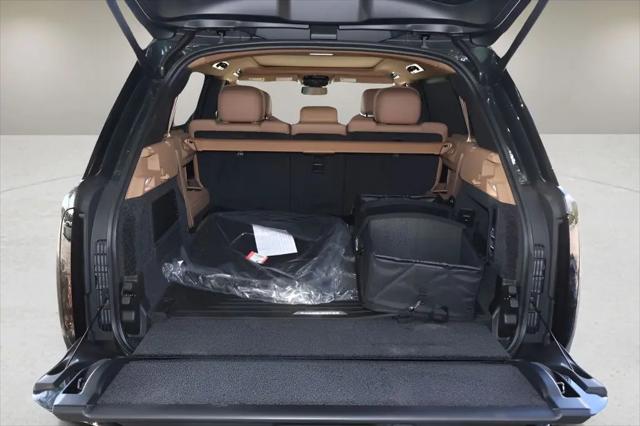 2026 Land Rover Range Rover P530 SE 7 Seat